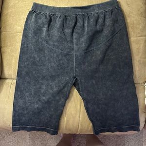 Maternity Biker Short